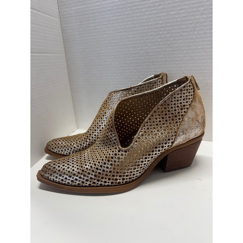 Casta Metallic Gold Perforated Leather Ankle Boots Pointed Portugal Size 40 9